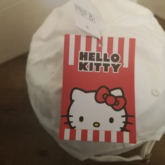 Hello Kitty Dad Hat - Picture 5 of 8